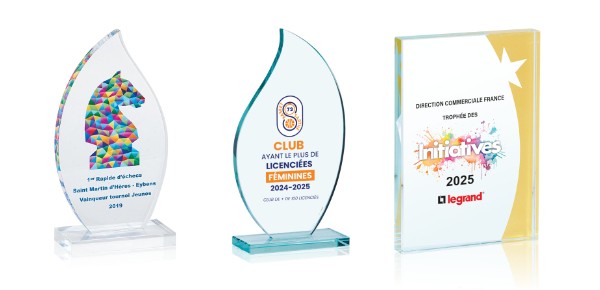 TROPHÉES VERRE PERSONNALISÉS COULEUR